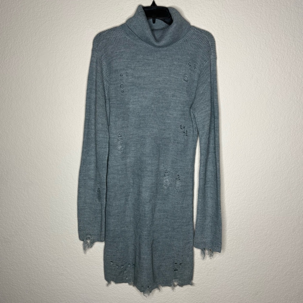 LOVERS & FRIENDS Keeney Sweater Dress in Grey Distressed NWT Size Large - Picture 3 of 5